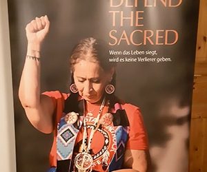Defend the sacred: Internationale Konferenz für Umwelt- und Friedensaktivisten